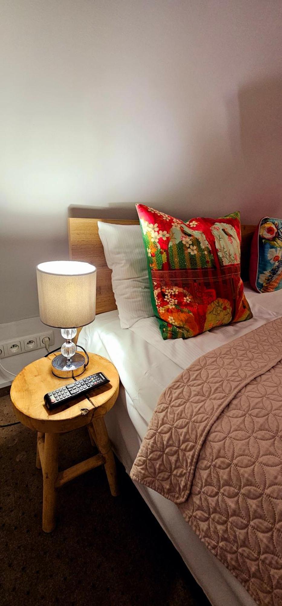 Hotel Siesta シフィエボジン エクステリア 写真
